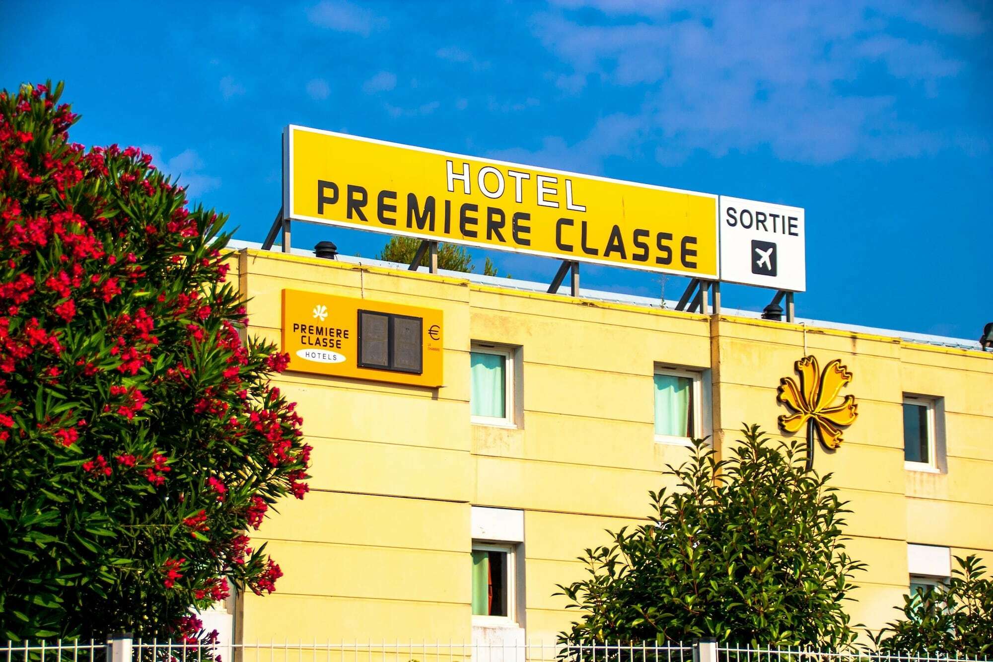 Greet Hotel Montpellier Aeroport Parc Des Expos Mauguio Eksteriør billede